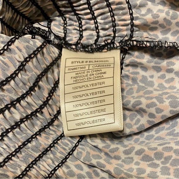 NWT BB Dakota by Steve Madden coral, black & white animal print blouse, Sz. Lg. - Picture 8 of 8